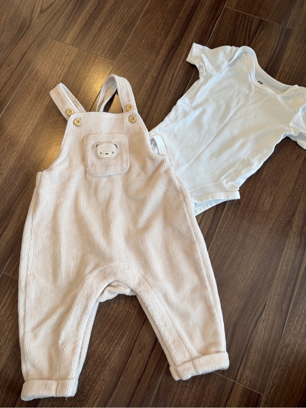 Baby Bear Overalls & H&M White Bodysuit Outfit 2-4 months